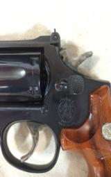Smith & Wesson m-164 - 2 of 8