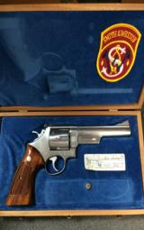 Smith and wesson model 629 - 2 of 5