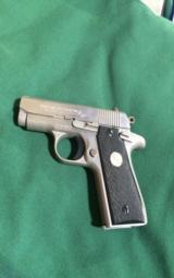 Colt Mustang Plus II - 3 of 6