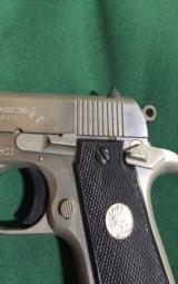 Colt Mustang Plus II - 4 of 6