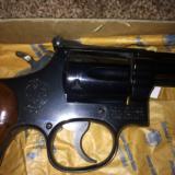 Smith & Wesson m-17-4 - 4 of 9