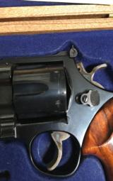 Smith & Wesson Model 29 - 3 of 8