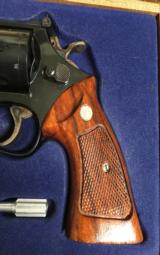 Smith & Wesson Model 29 - 2 of 8