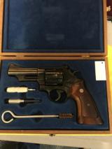 Smith & Wesson m-57-0 - 1 of 8