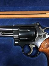 SMITH & WESSON Model 57 - 2 of 11