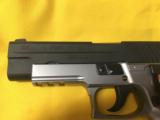 Sig Sauer Stainless elite - 2 of 6