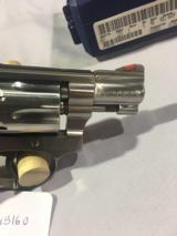 Smith & Wesson m-651 - 2 of 6
