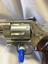 Smith & Wesson M-629-1 - 7 of 8
