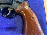 Smith And wesson Model 27-2 ENGRAVED - 3 of 14