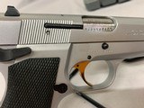 Browning Hi Power - 6 of 9