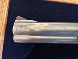 Smith
& Wesson Model 686 - 7 of 10