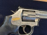Smith
& Wesson Model 686 - 2 of 10