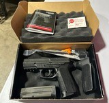 Sig Sauer SP2022 - 1 of 6