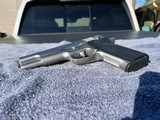 Smith & Wesson 1006 Stainless 5