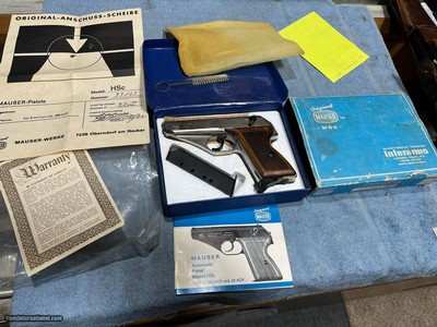 Mauser HSc Nickle 380 in original box with all supplied items