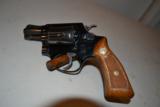 Smith & Wesson Model 37 Chiefs Special Airweight - 2 of 4