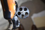 Smith & Wesson M -36 38 Chief's Special - 4 of 8