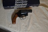 Smith & Wesson M -36 38 Chief's Special - 3 of 8