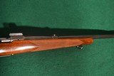 Winchester M-70
.257 Roberts
Pre War (1939)
v - 3 of 12