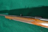 Winchester M70 Featherweight Cal .243 (pre 64) - 8 of 15