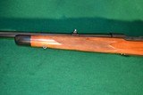 Winchester M - 70 Super Grade".30GOV'T'06" (1946) - 11 of 15