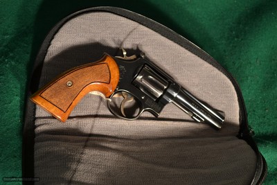 Smith & Wesson M15-2 w/"K" Frame Extra Grips