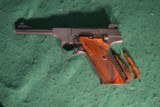 Colt Pistols- Woodsman (2nd Series - 1948) - 7 of 15
