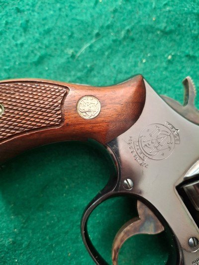 S & W Model 10-5 (1949) - Image 8 of 9