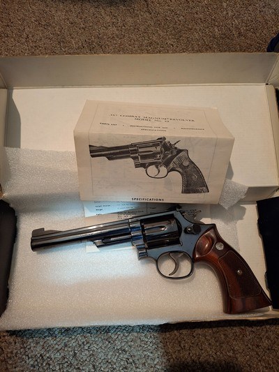 Smith & Wesson M-19 Cal .357 - Image 6 of 9