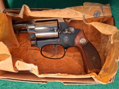 Smith & Wesson M-36(No Dash) - Image 5 of 7