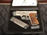 Kahr Arms MK9 9mm Stainless - 1 of 4