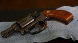 S&W model 36 Chiefs Special (no dash) Flat Latch .38 special in the box - 7 of 11