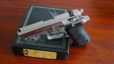 Smith & Wesson S&W Model 5906 9mm First - Third Gen - AIP Serial Prefix, In the Box, Near Excellent - 2 of 11