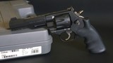 Smith & Wesson Performance Center S&W M&P R8 327 357 Magnum 170292 - 10 of 20