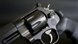 Smith & Wesson Performance Center S&W M&P R8 327 357 Magnum 170292 - 6 of 20