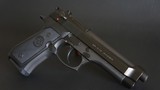 Beretta 96 40S&W - Pristine Condition - 3 Magazines - 9 of 13