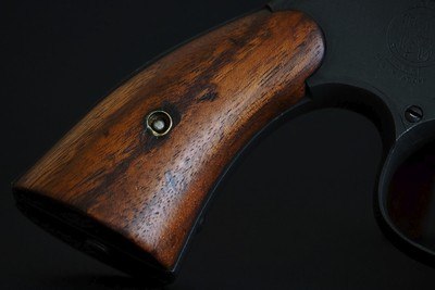 SMITH & WESSON VICTORY MODEL .38 S&W - WWII U.S. PROPERTY GHD FLAMING BOMB - Image 6 of 11