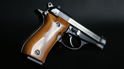 Beretta Model 84 1980s Made in ITALY .380 ACP - Excellent Condition in the Box - Image 5 of 10