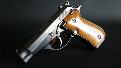 Beretta Model 84 1980s Made in ITALY .380 ACP - Excellent Condition in the Box - Image 3 of 10