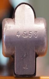 41 CODE 42 NAZI GERMAN LUGER / W/ MATCHING # MAGAZINE AND ORIGINAL WOUND BADGE - 10 of 10