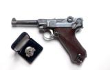 KI 1933 (KONZENTRATION) GERMAN LUGER W/ SS TOTENKOPFCAP INSIGNIA - 1 of 10