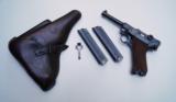 1939 S/42(MAUSER) NAZI GERMAN LUGER RIG WITH 2 MATCHING NUMBERED MAGAZINES - 1 of 11