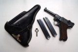 1940 CODE 42 NAZI GERMAN LUGER RIG WITH 2 MATCHING # MAGAZINES AND BRING BACK PAPERS - 1 of 14
