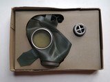 WWI CIVILIAN - ARMY GAS MASK - ORIGINAL WITH BOX - 2 of 8