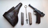 1913 ERFURT MILITARY GERMAN LUGER RIG WITH 2 MATCHING # MAGAZINES - 1 of 11