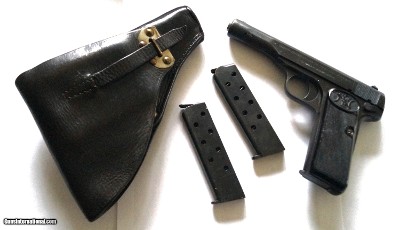 F.N. BROWNING PATENT 1922 SEMI AUTO PISTOL - MINT CONDITION