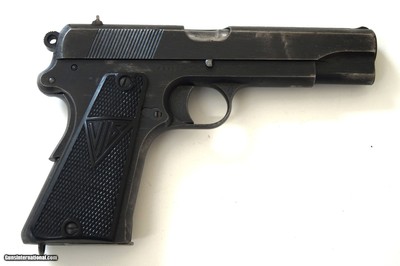 RADOM VIS P38 WITH ORIGINAL SHOULDER HOLSTER - Image 4 of 7