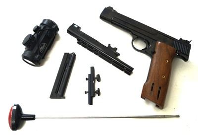 SMITH & WESSON MODEL 41 / LEGENDARY TARGET PISTOL