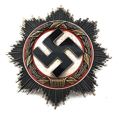 GERMAN CROSS IN GOLD WITH CASE - Image 1 of 6