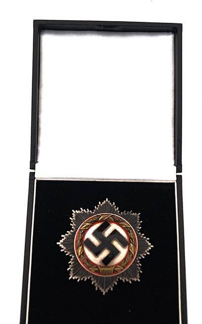 GERMAN CROSS IN GOLD WITH CASE - Image 6 of 6